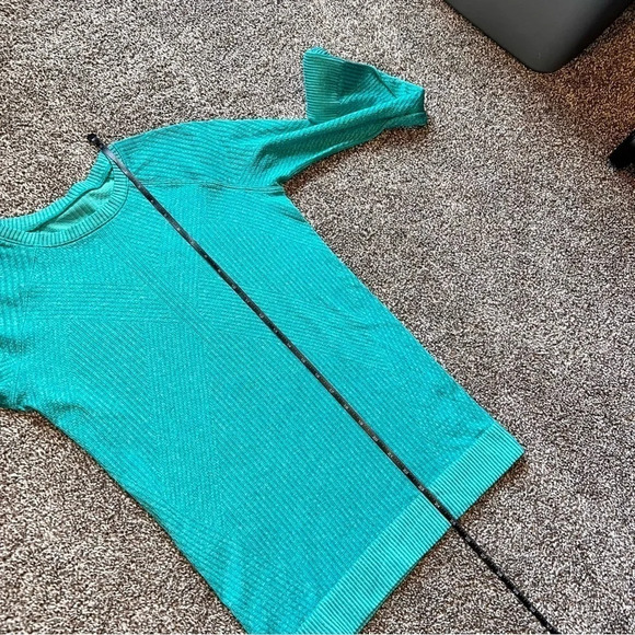 Lululemon Rest Less Pullover Size 6/8 - Picture 9 of 11